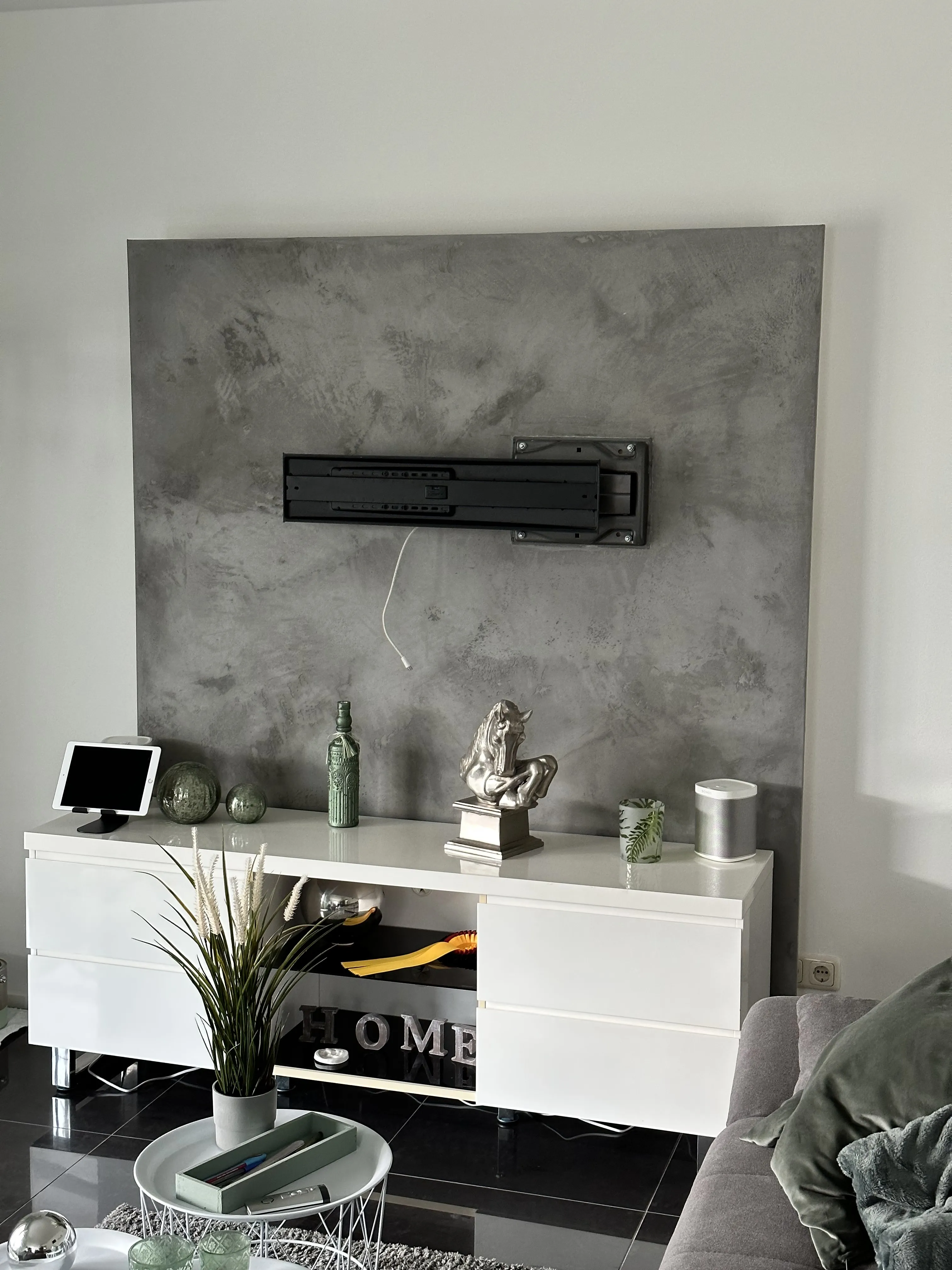Betonoptik-Wandgestaltung im Wohnbereich